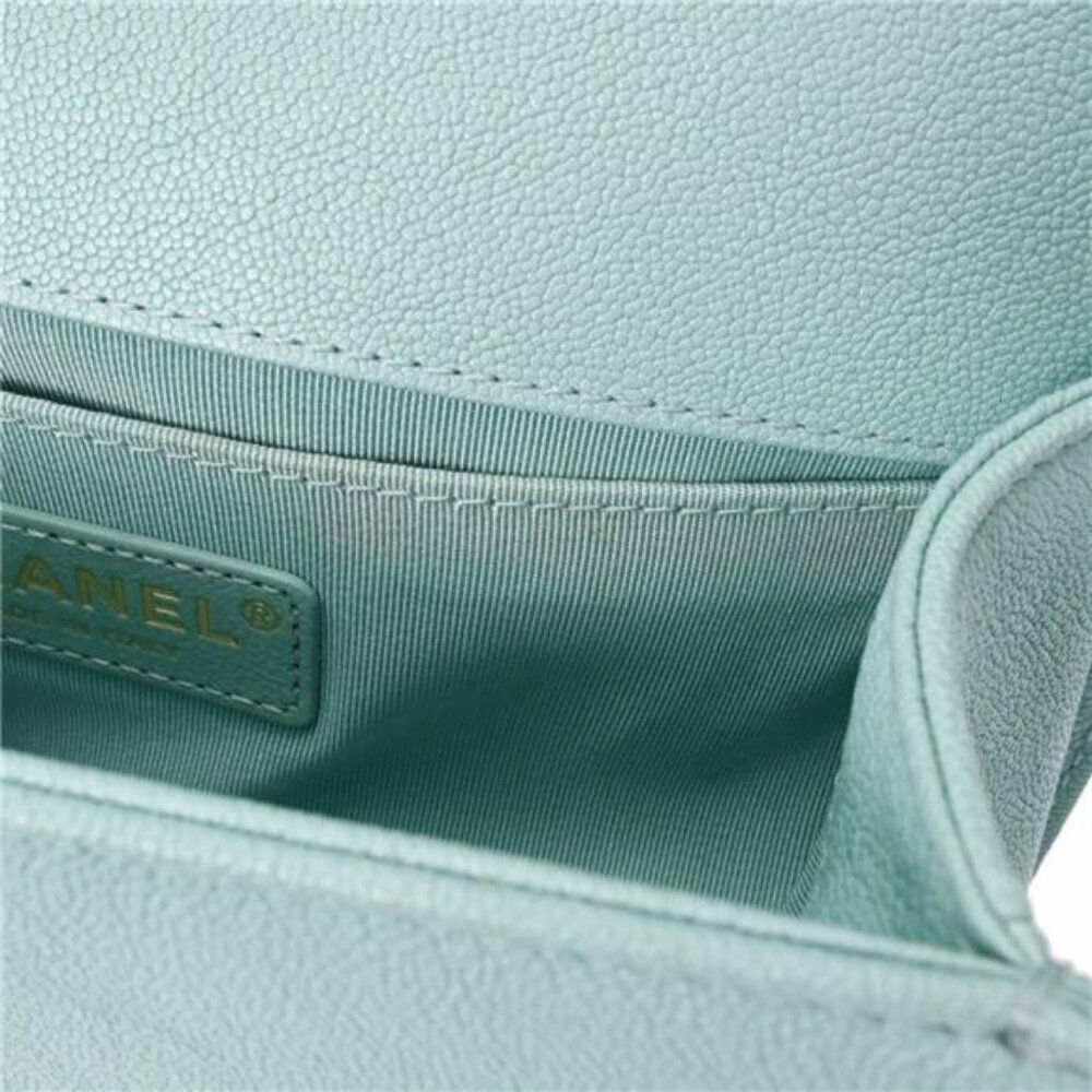 Chanel Boy Bag - Picture 10 of 12